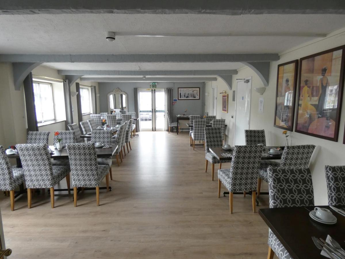 The Riverside Hotel มอนมัท ภายนอก รูปภาพ